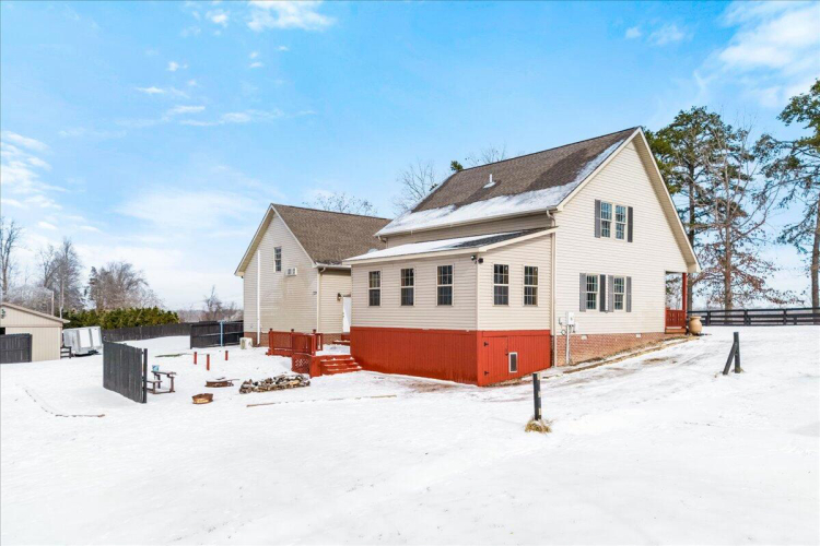 Listing Image 91