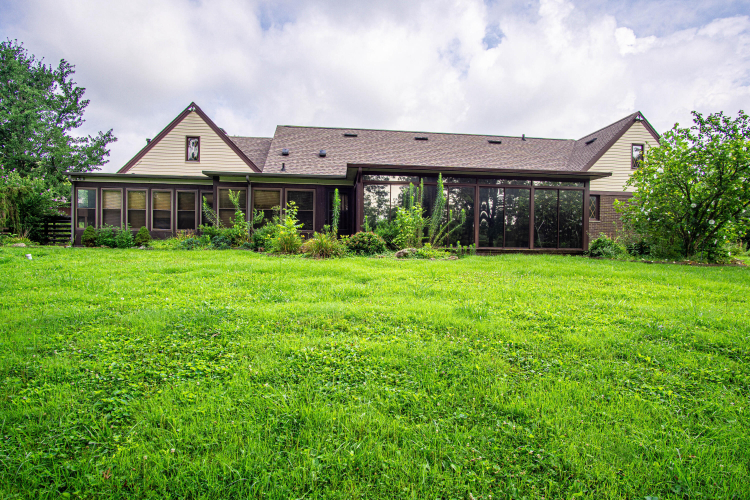 Listing Image 42