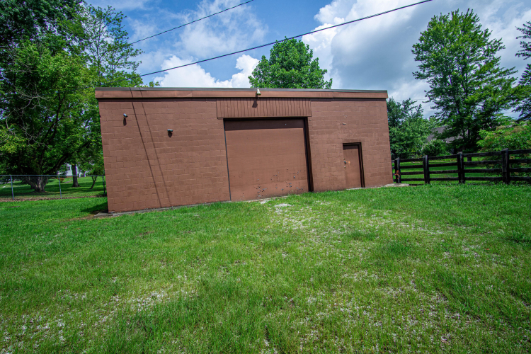 Listing Image 58