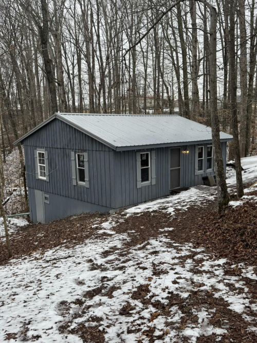 Listing Image 4