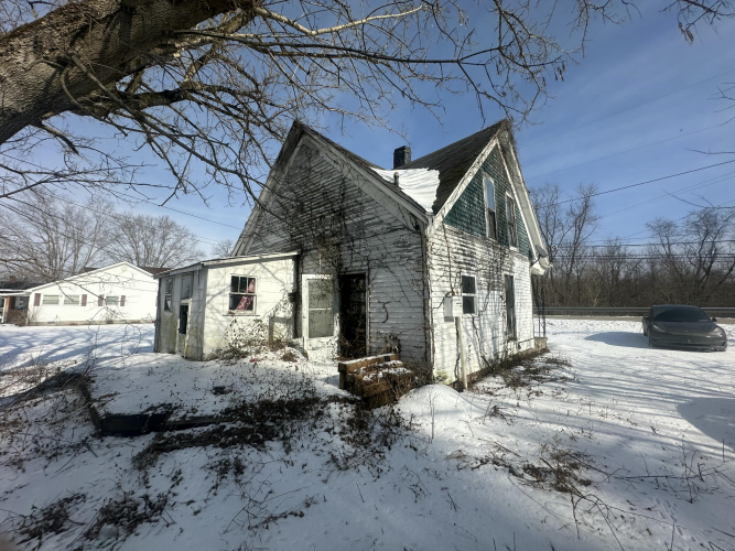 Listing Image 3