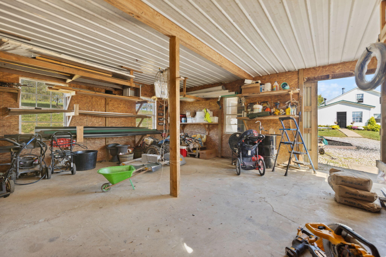 Listing Image 43
