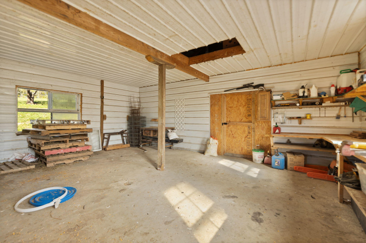 Listing Image 45