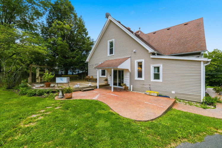 Listing Image 43
