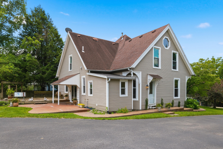 Listing Image 45