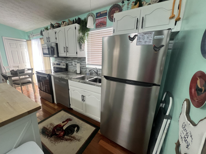 Listing Image 15
