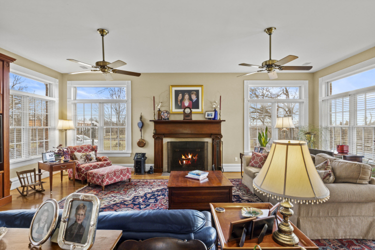 Listing Image 21