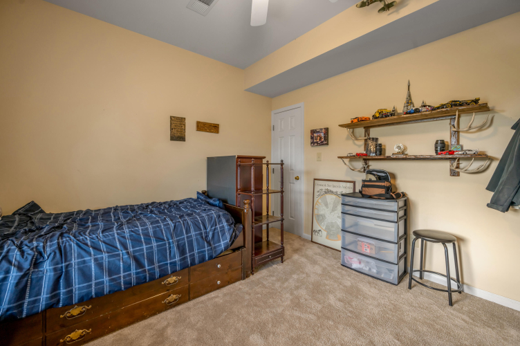 Listing Image 90