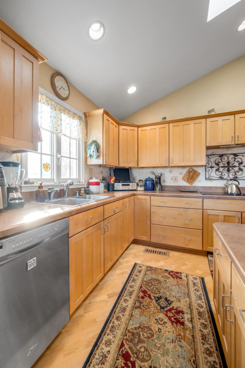 Listing Image 23