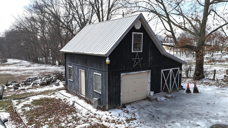 Listing Image 5