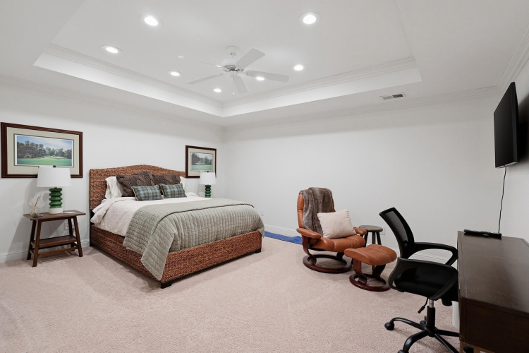 Listing Image 105