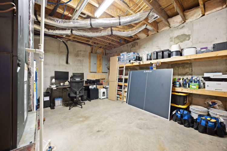 Listing Image 61