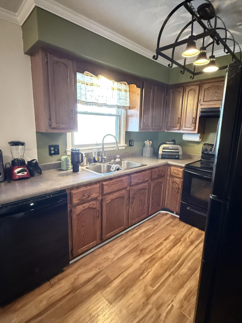 Listing Image 16