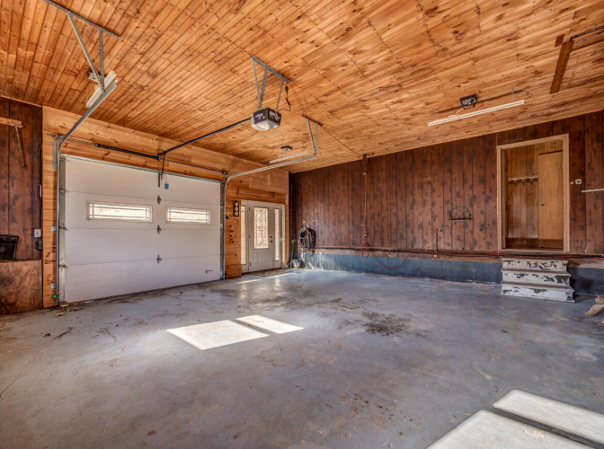 Listing Image 24