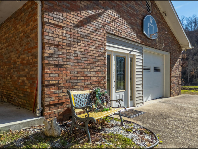 Listing Image 29