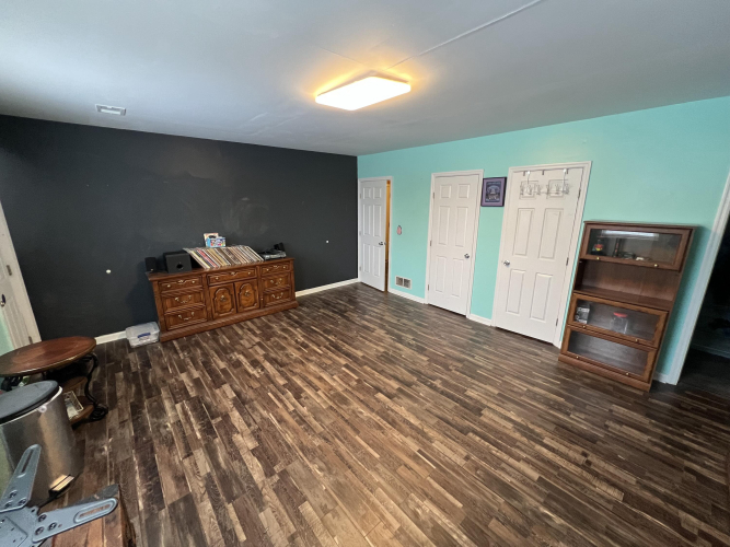 Listing Image 57