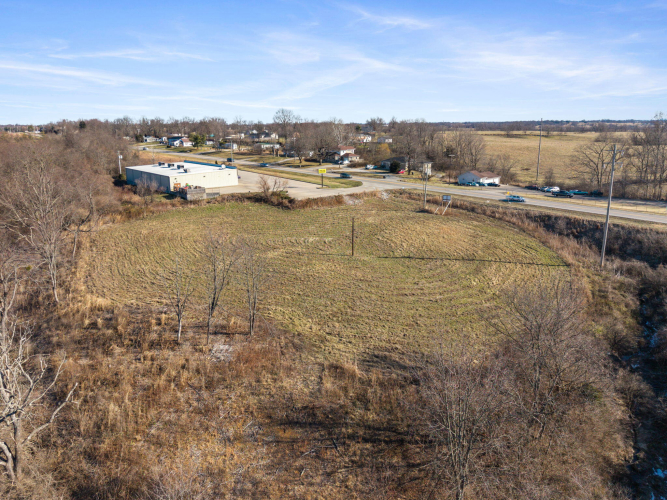 Listing Image 11