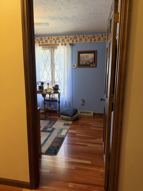 Listing Image 26