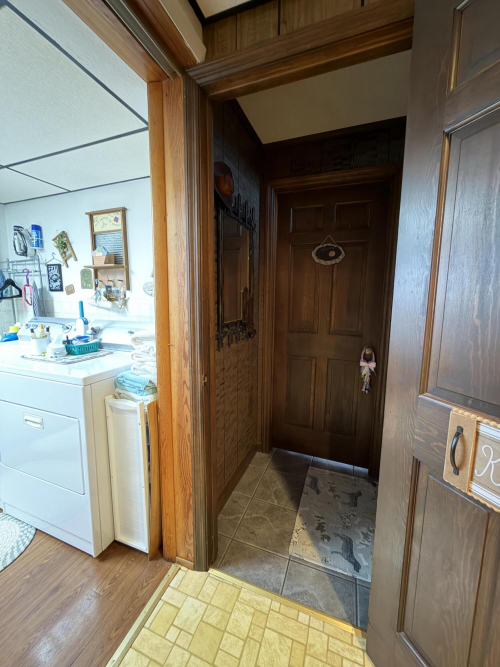 Listing Image 42