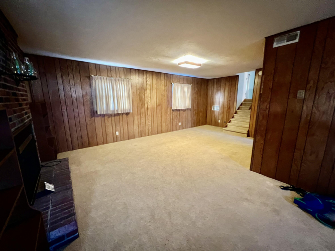 Listing Image 45