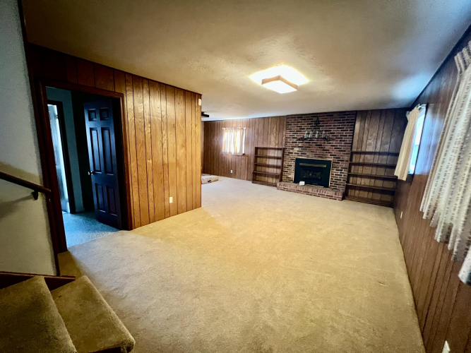Listing Image 46