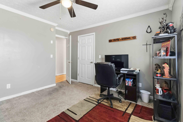 Listing Image 18