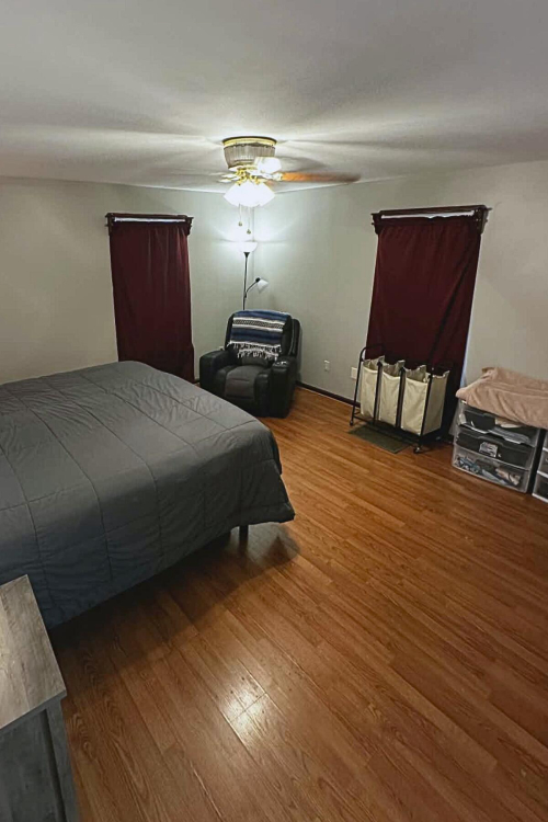 Listing Image 13