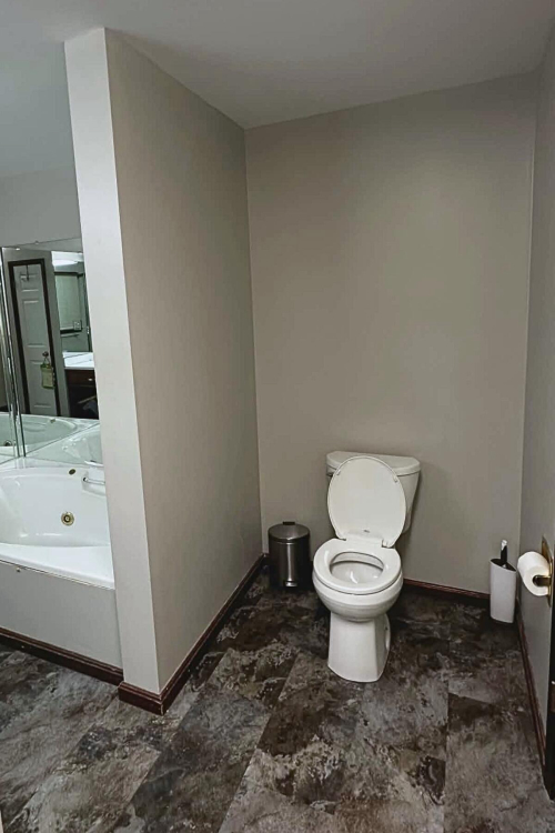 Listing Image 15