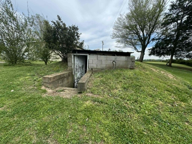 Listing Image 13