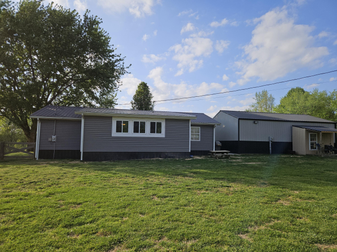Listing Image 44