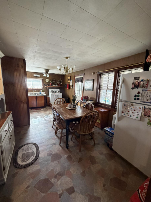 Listing Image 13