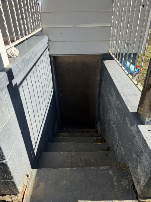 Listing Image 23