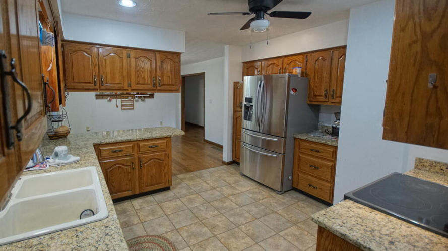 Listing Image 14