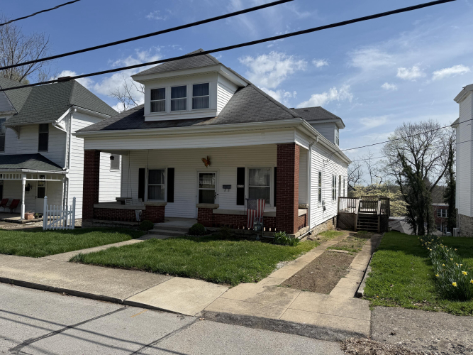 Listing Image 3