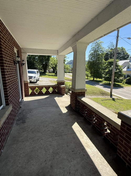 Listing Image 50