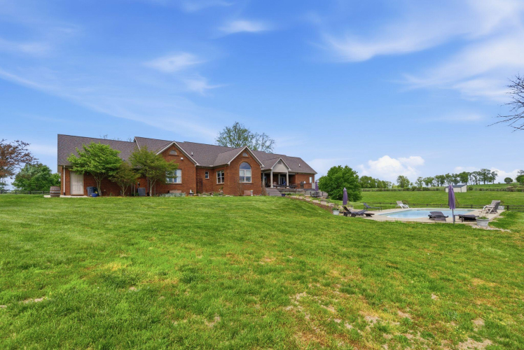 Listing Image 74