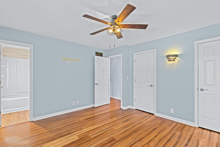 Listing Image 39