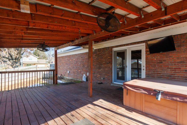 Listing Image 52