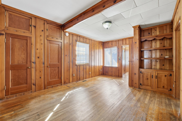 Listing Image 20
