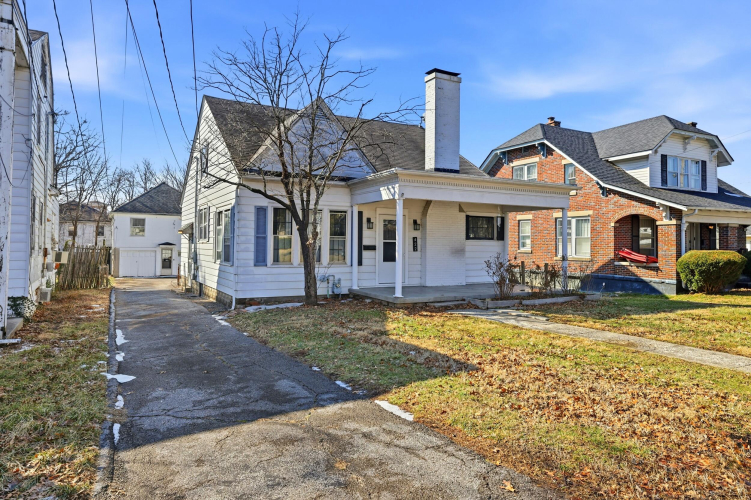 Listing Image 3
