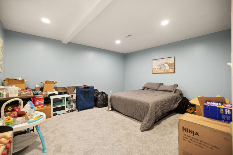 Listing Image 57