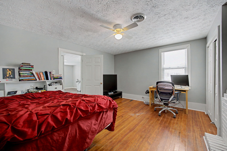 Listing Image 24
