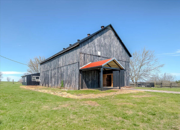 Listing Image 32