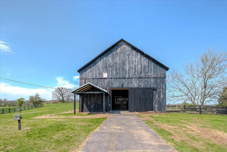 Listing Image 33