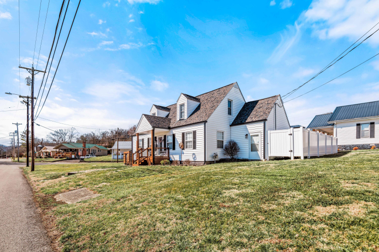 Listing Image 45
