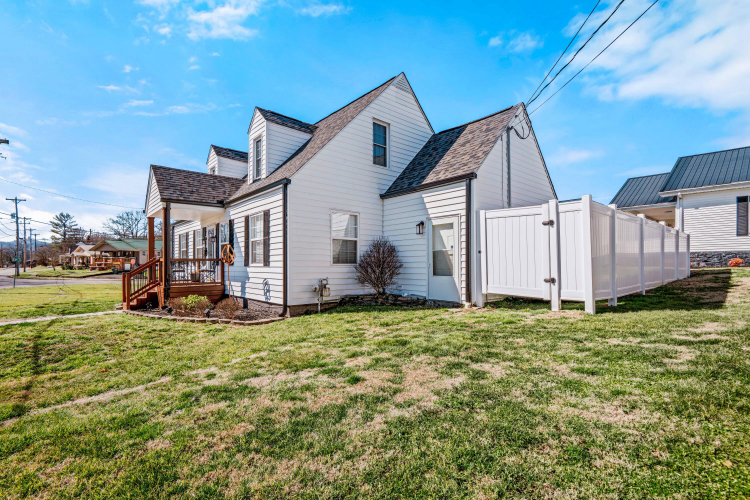 Listing Image 50