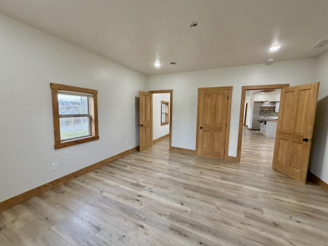 Listing Image 39