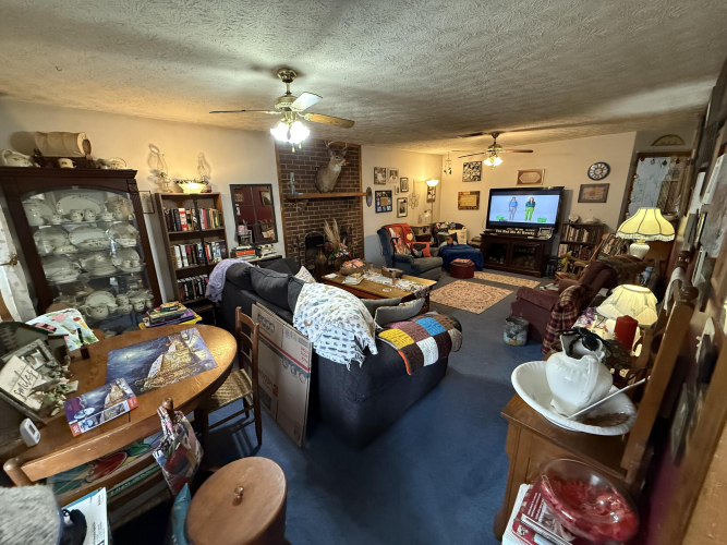 Listing Image 14