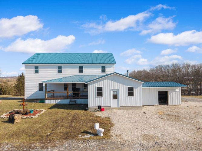 Listing Image 11