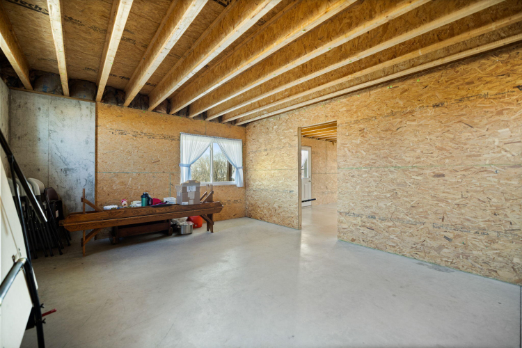 Listing Image 37